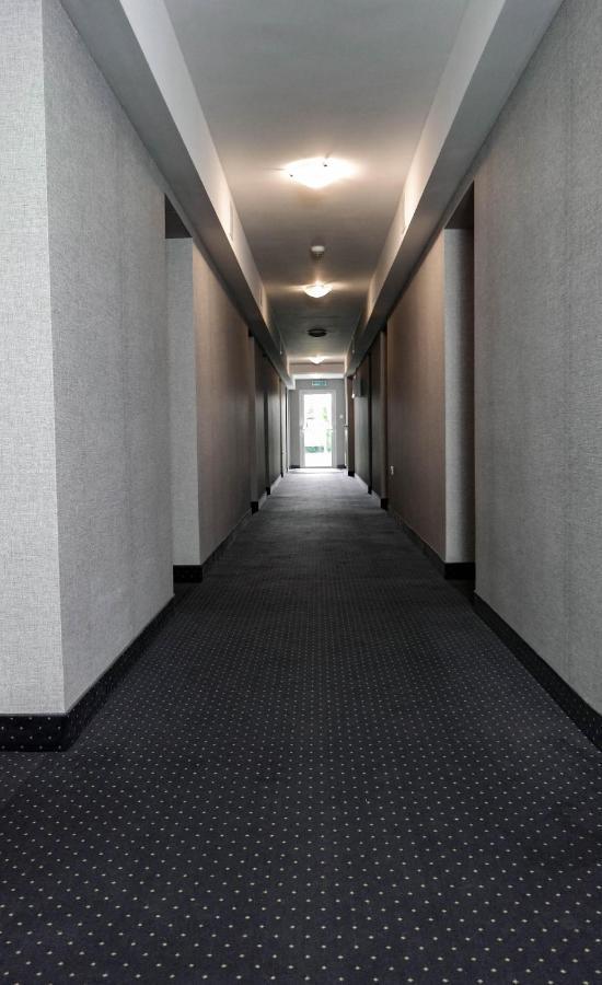 Hotel George Nadarzyn Esterno foto